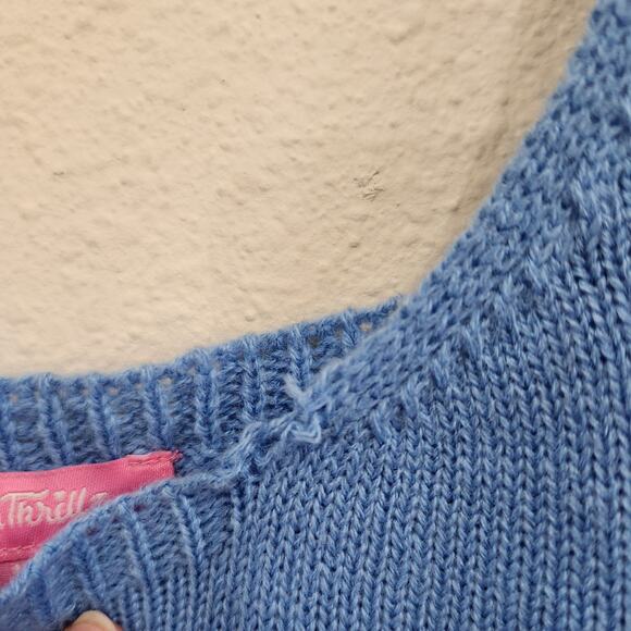 Sugar Thrillz Embroidered Cropped Knit Top Sleeveless Scoop Neck Blue Size Large - Picture 7 of 9